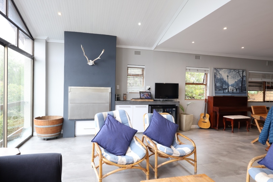 5 Bedroom Property for Sale in Vierlanden Western Cape